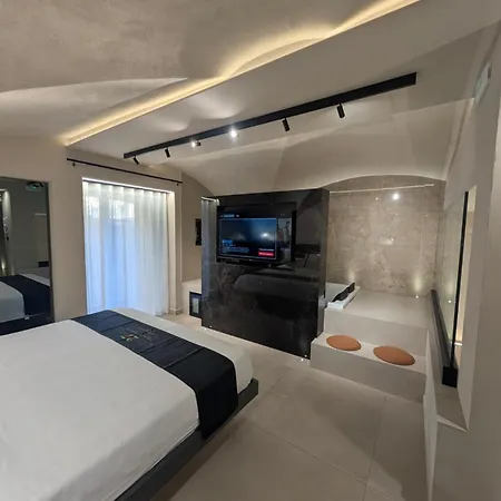 Twentyseven Luxury